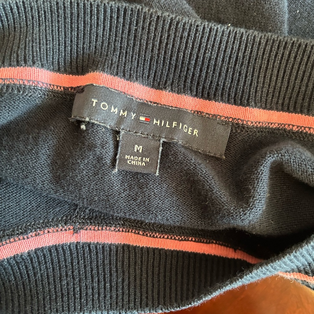 Tommy Hilfiger Dark Blue Sweater with Pink Trim - Picture 5 of 7